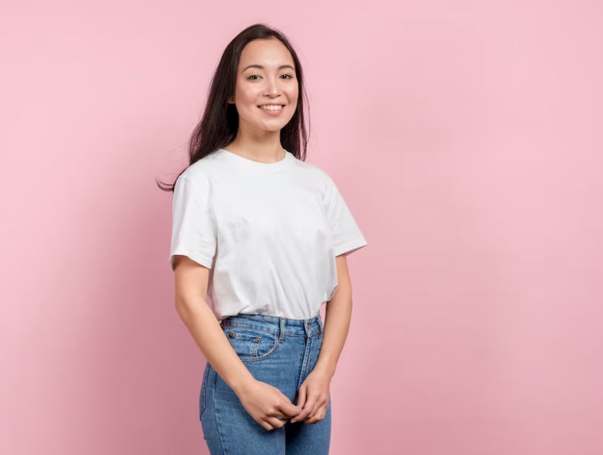 4 Jenis Pakaian yang Cocok Dipakai Bagi Kamu Bertubuh Mungil