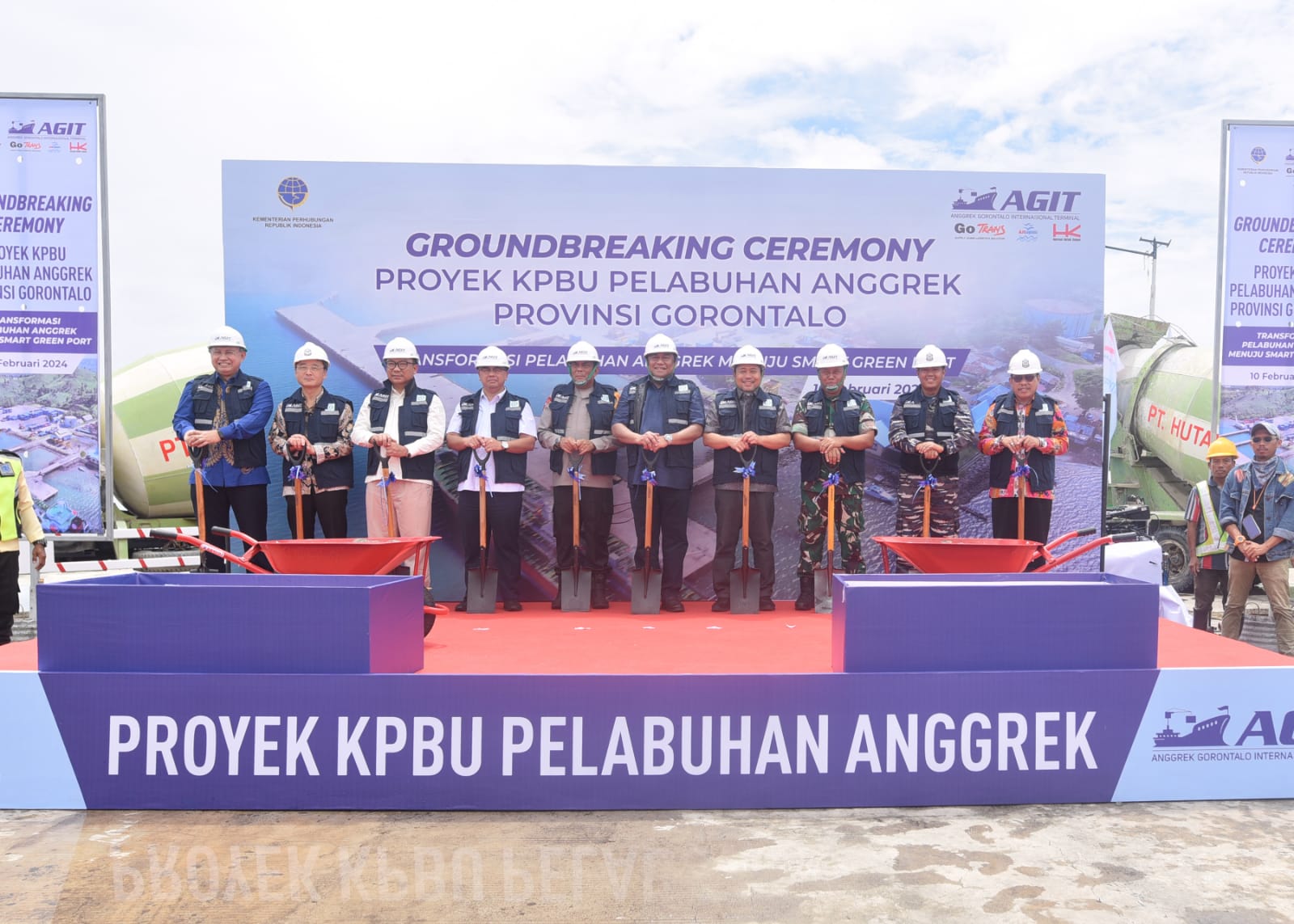 PT AGIT melakukan groundbreaking Proyek KPBU Pelabuhan Anggrek di Gorontalo, Sabtu (10/2/2024). 