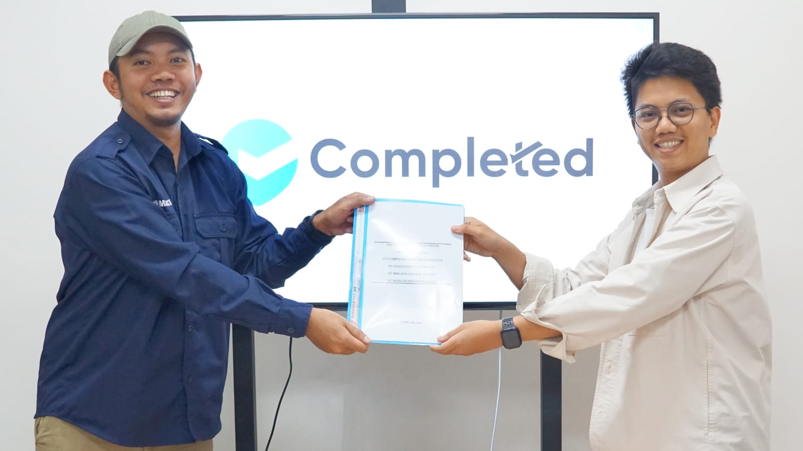 CEO dan Founder Brighty Group Muhammad Hadiyatullah (kanan) dan CEO Simantep Group/SMG Group, Irwansyah.