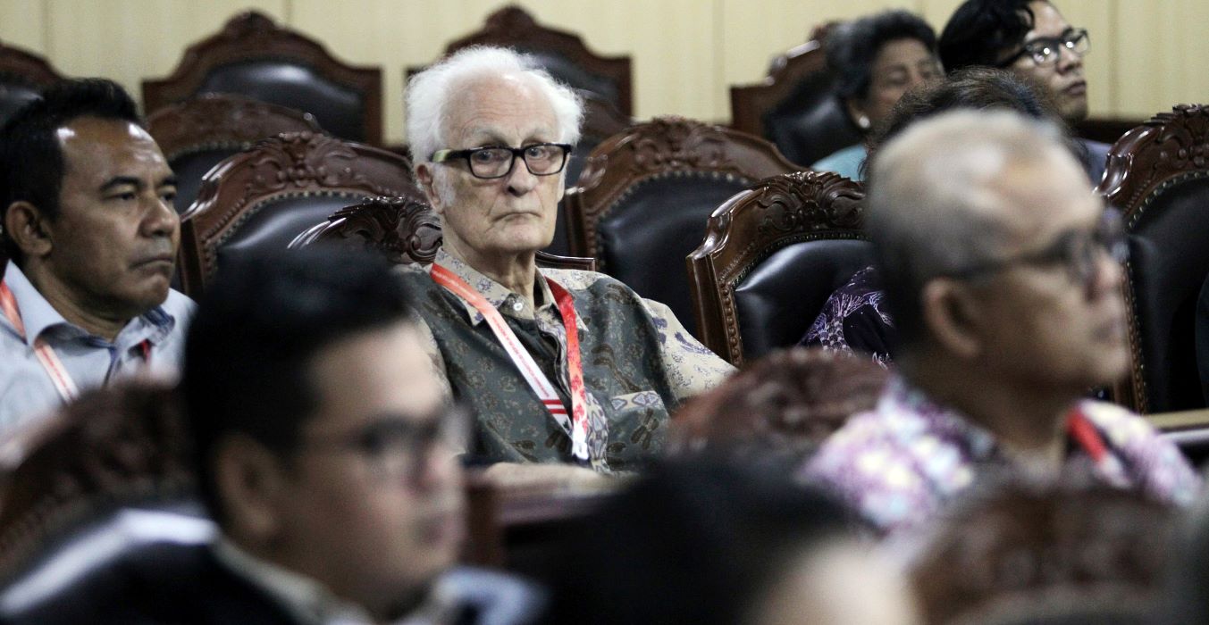 Romo Magnis Suseno (tengah) saat uji materi UU KPK di Gedung Mahkamah Konstitusi, Jakarta, pada 2019 lalu.