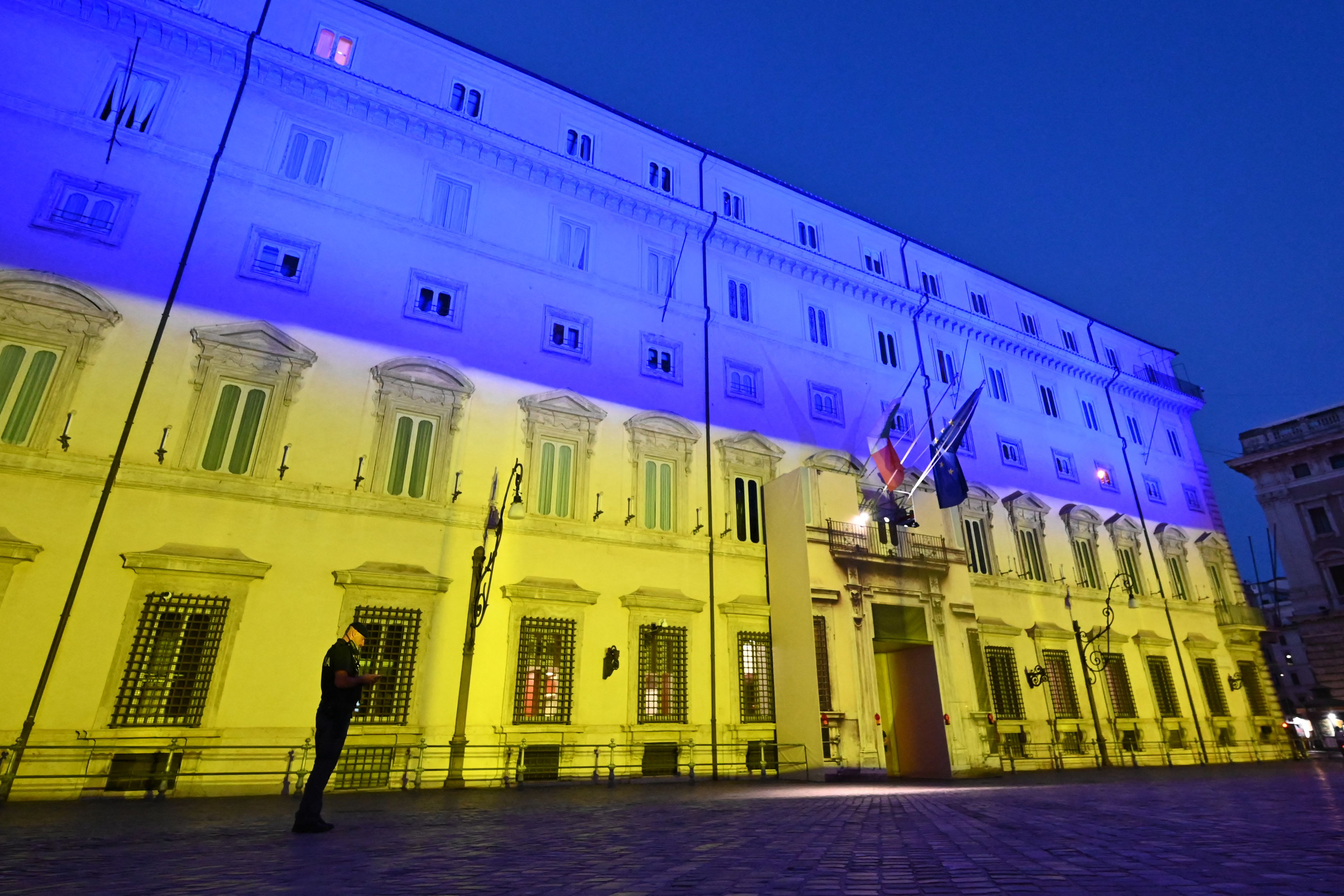 UE Kucurkan Rp855 T untuk Ukraina