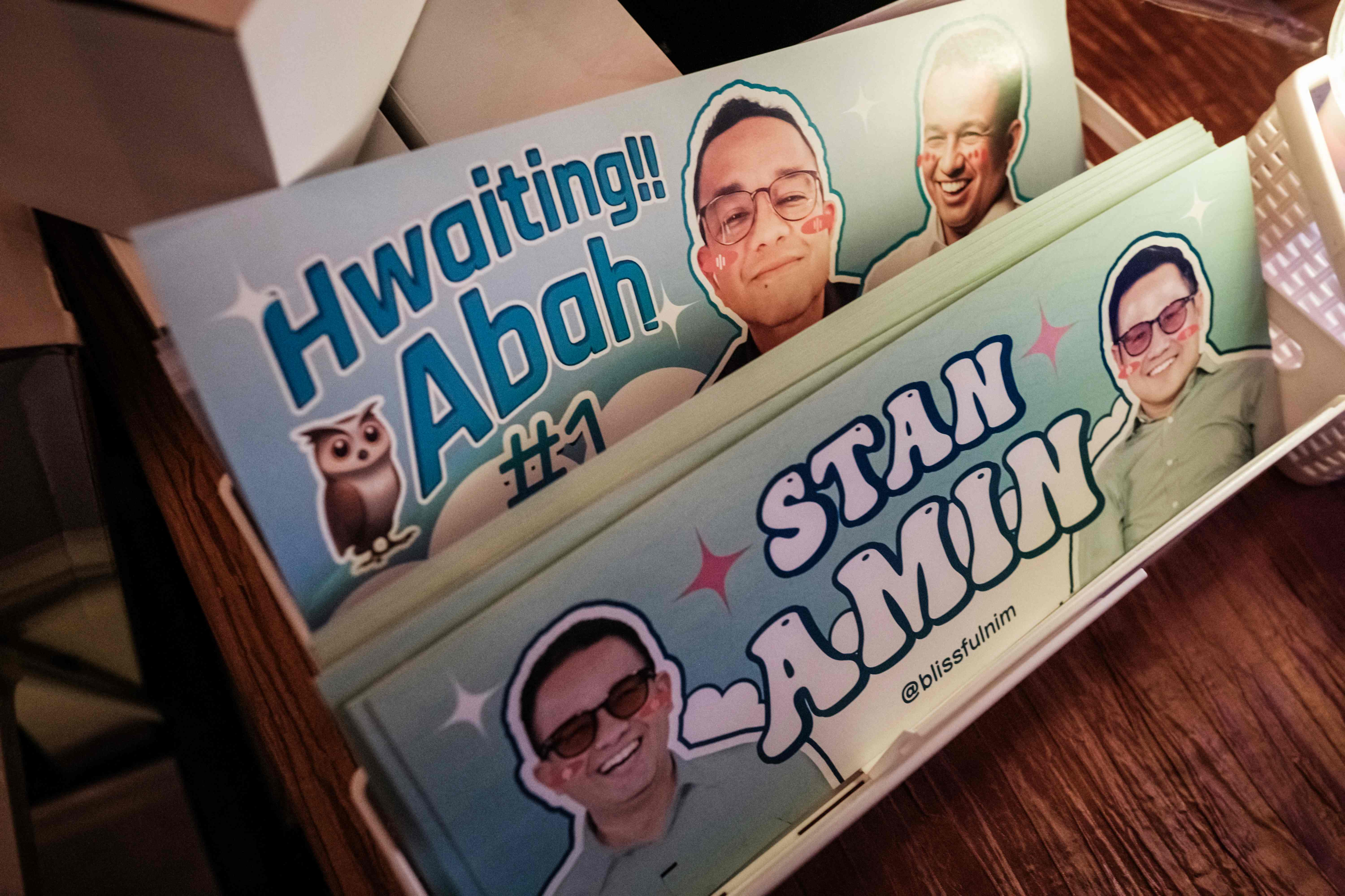 Souvenir kampanye akbar Anies Baswedan - Muhaimin Iskandar 