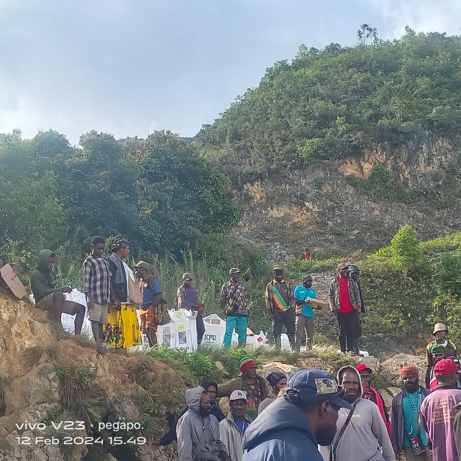 Pengerusakan surat dan kotak suara di Kabupaten Paniai, Papua Tengah