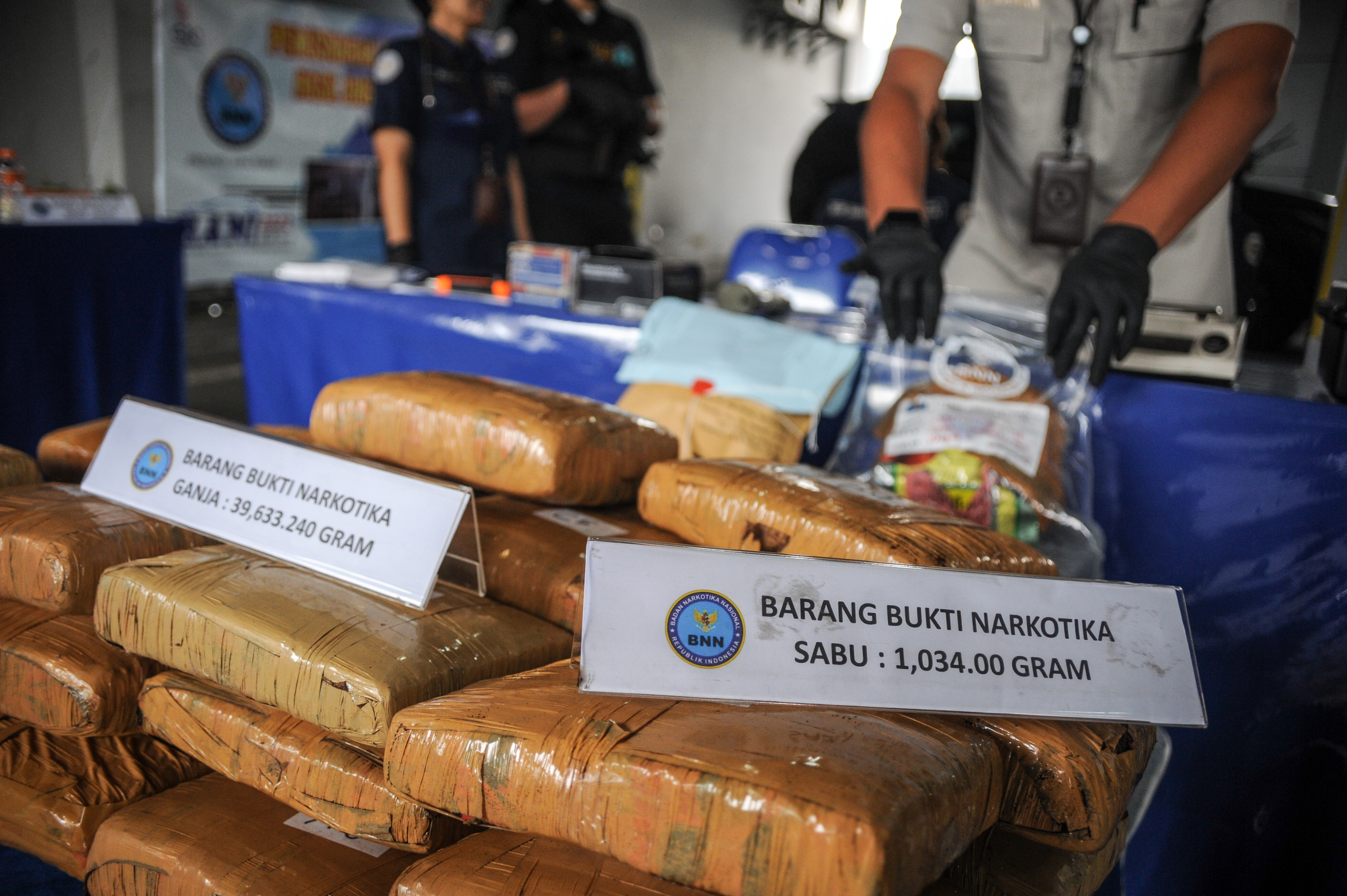 Pemusnahan barang bukti narkoba sitaan Badan Narkotika Nasional di Bandung