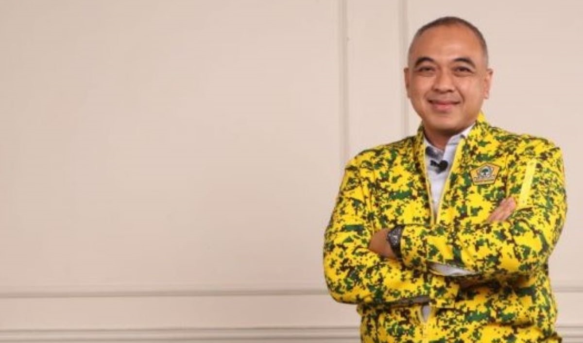 Ahmed Zaki Iskandar.