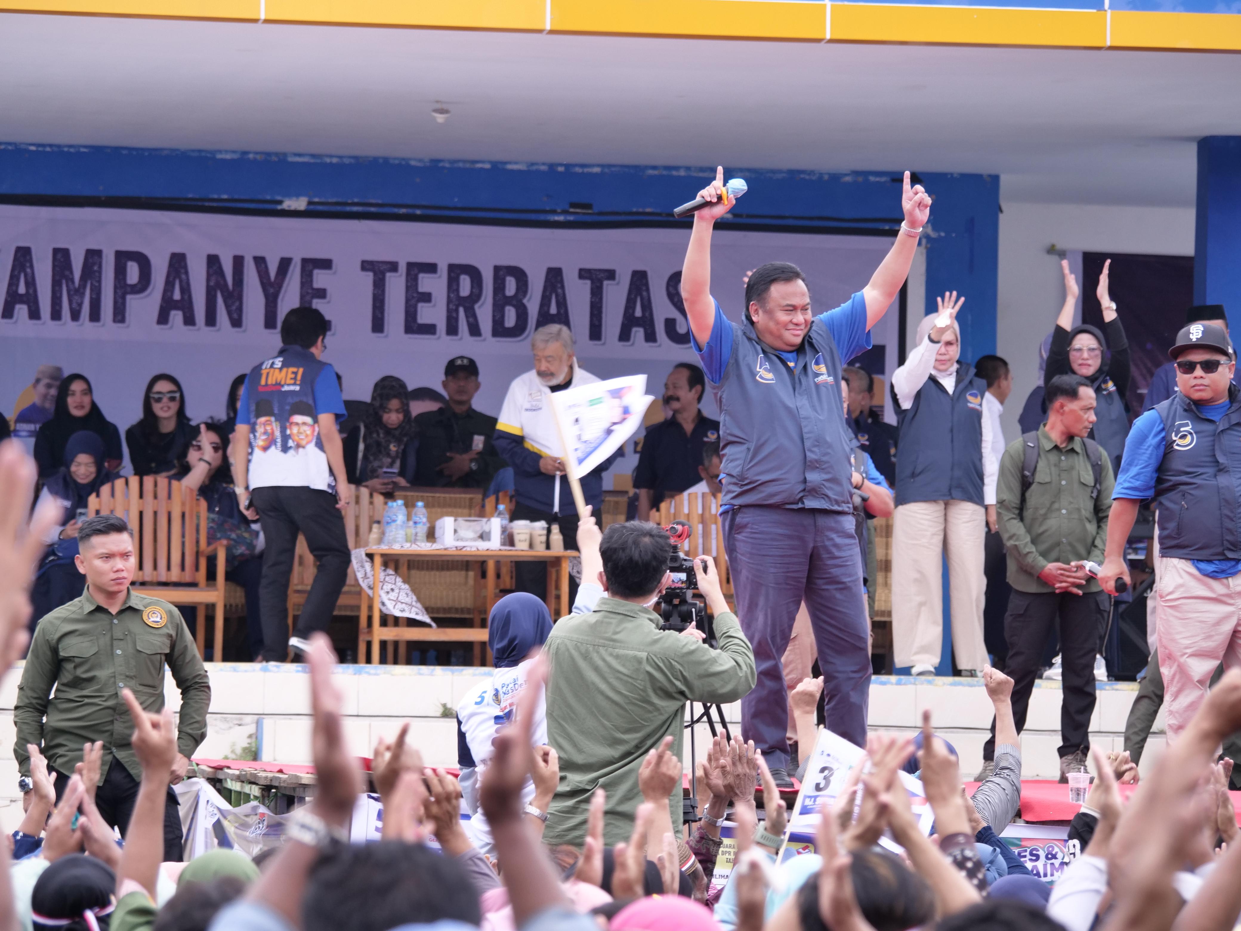 Rachmat Gobel berkampanye di Lapangan Ippot, Kecamatan Tapa, Kabupaten Bone Bolango
