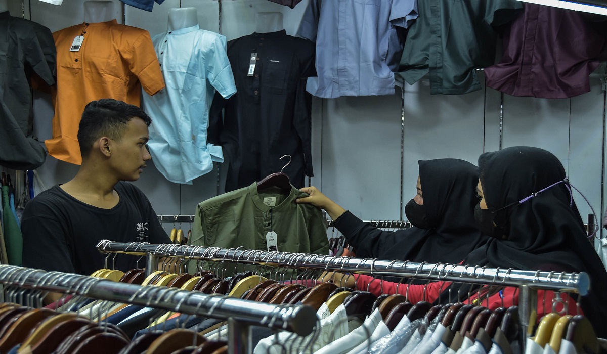 Ilustrasi penjualan busana muslim