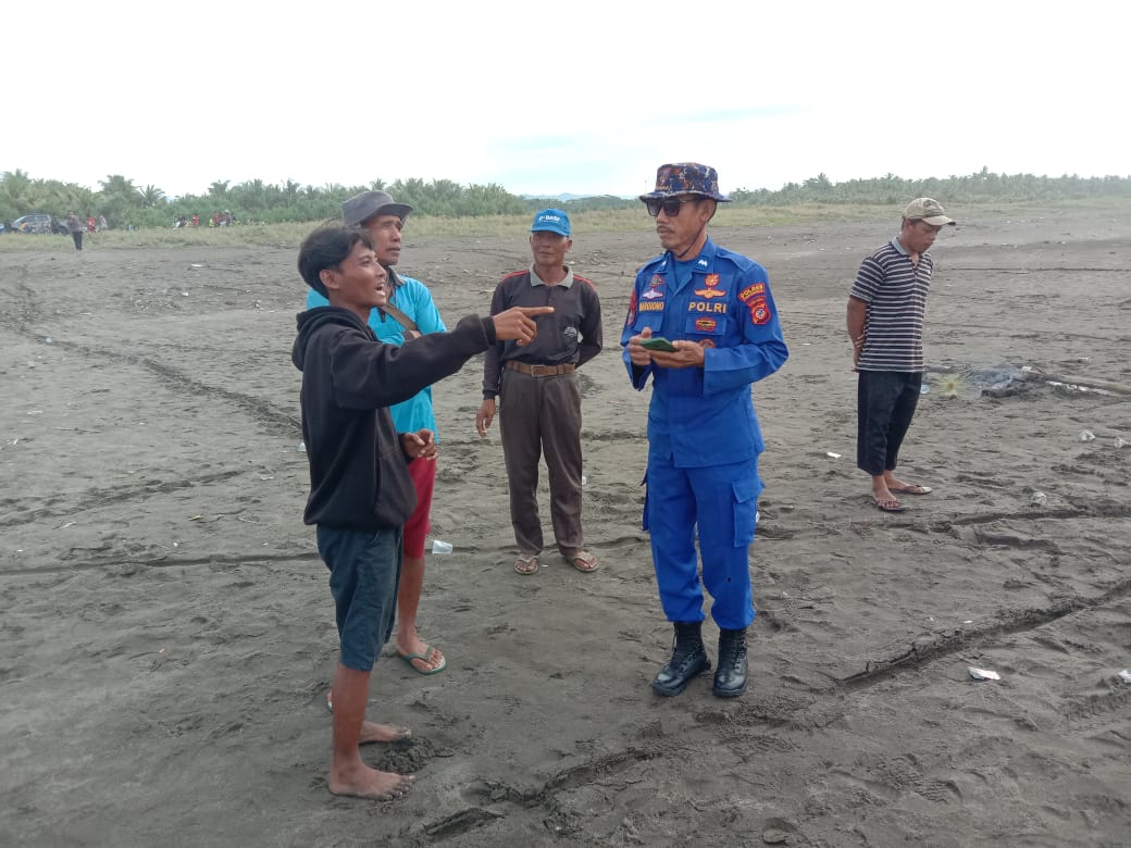 Tim SAR Gabungan tengah melakukan pencarian dua nelayan yang hilang di Pantai Batu Hiu, Kabupaten Pangandaran. 