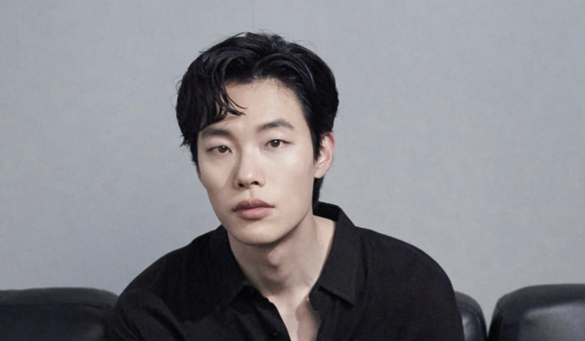 Ryu Jun-yeol akhirnya muncul ke hadapan publik usai pengakuan kencannya dengan Han So-hee