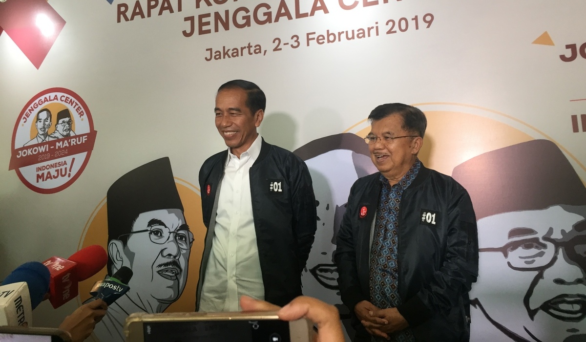 Jokowi dan Jusuf Kalla di rapat koordinasi nasional Jenggala Center di Hotel JS Luwansa, februari 2019.