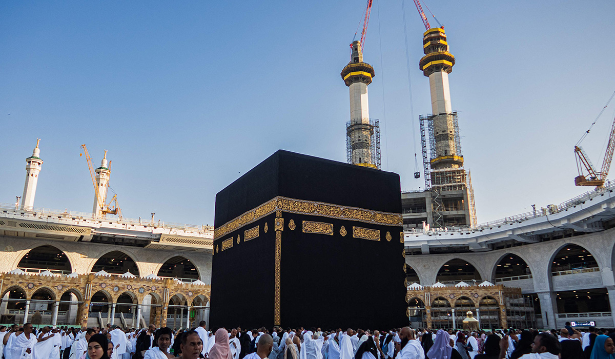 Jemaah melakukan tawaf Masjidilharam, Makkah, Arab Saudi.