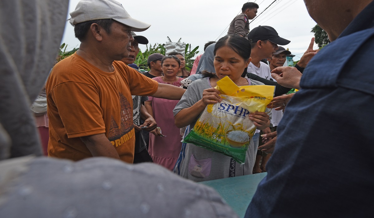 Ilustrasi - Dalam waktu dua jam, operasi pasar di Banyumas langsung menghabiskan 1 ton beras.