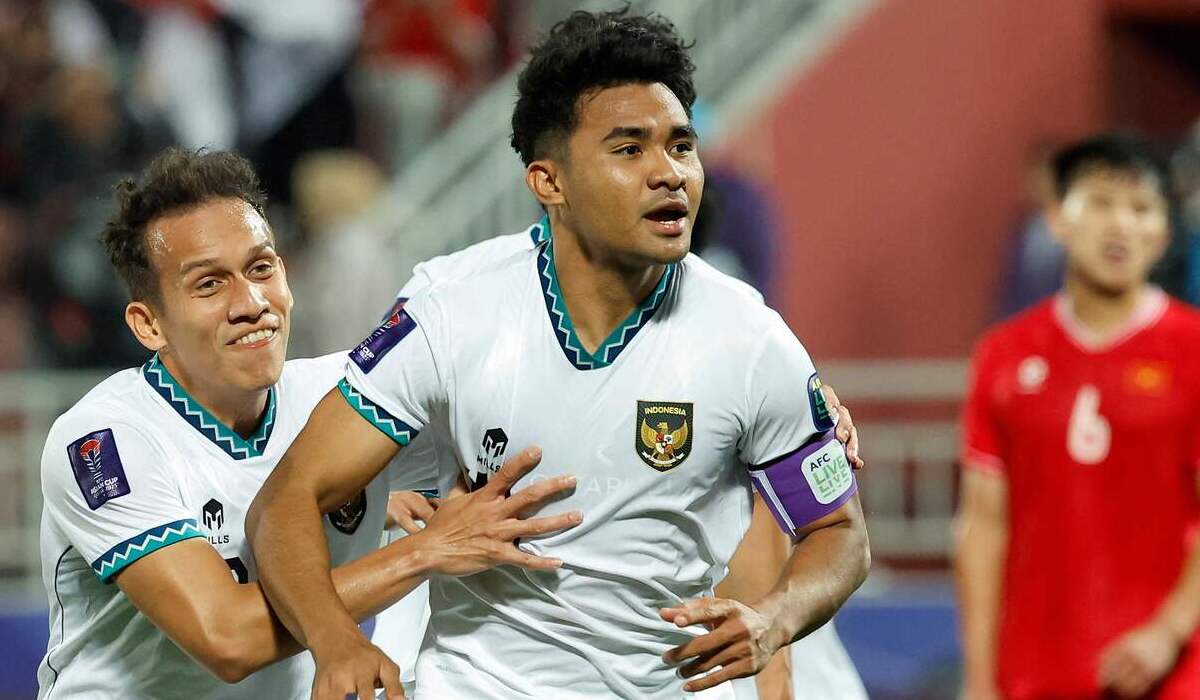 Pemain Timnas Indonesia, Asnawi Mangkualam (depan).