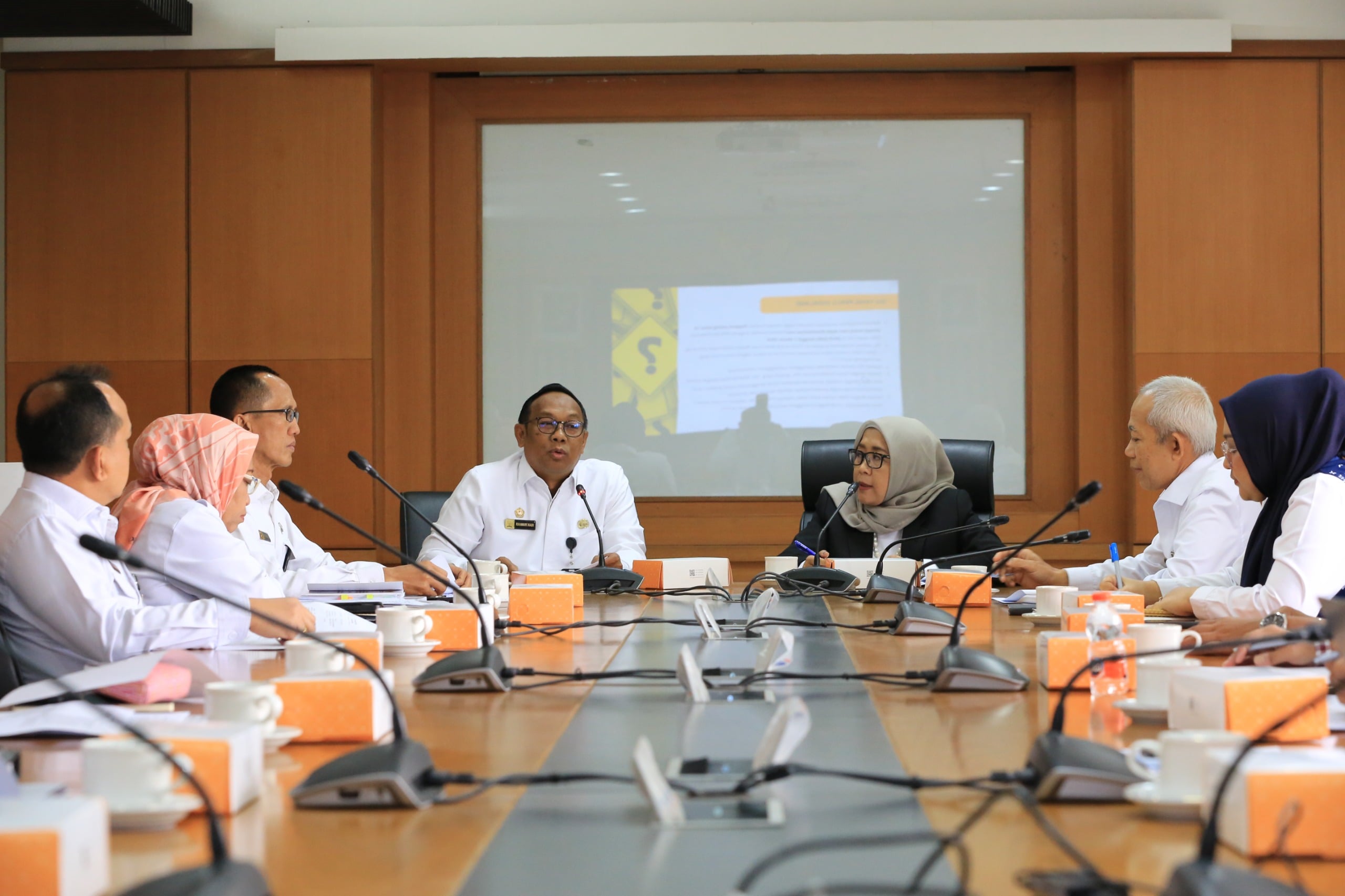 Badan Kehormatan DPD RI telah memutuskan pemberhentian Anggota DPD RI asal Bali Arya Wedakarna