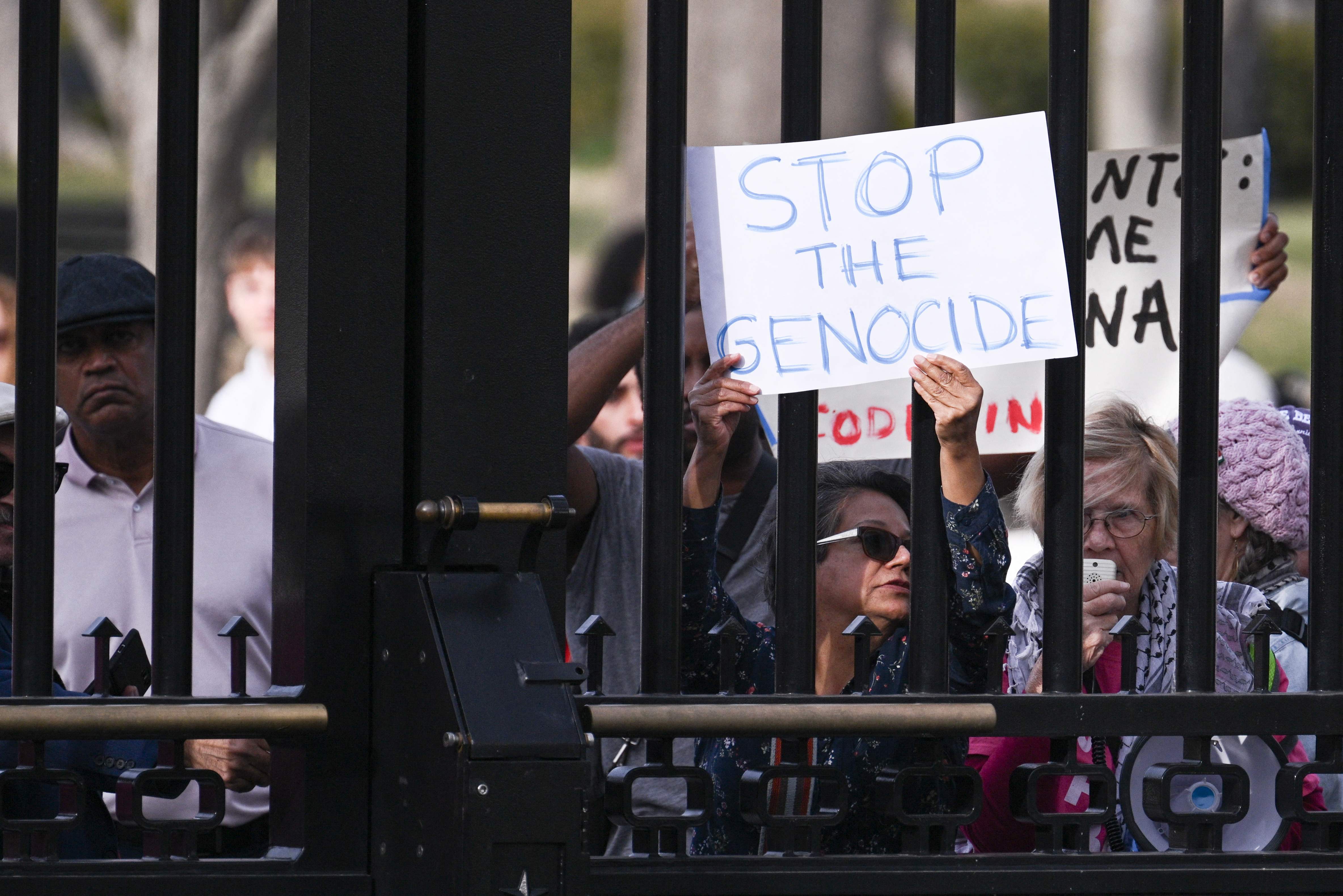 Ilustrasi: Unjuk rasa yang mengecam genosida Israel di depan Gedung Putih Amerika Serikat pada 4 Maret 2024