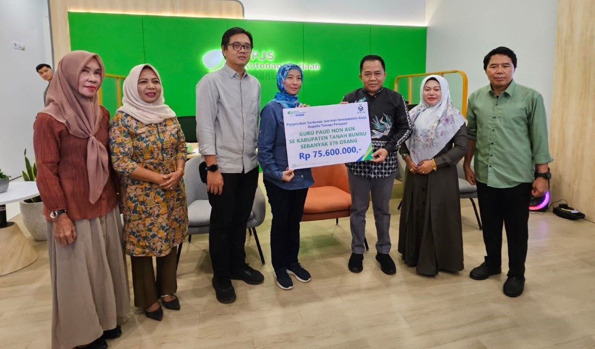 Ratusan guru PAUD di Kabupaten Tanah Bumbu, Kalimantan Selatan, dalam IGTKI kini mendapatkan perlindungan jaminan sosial ketenagakerjaan. 