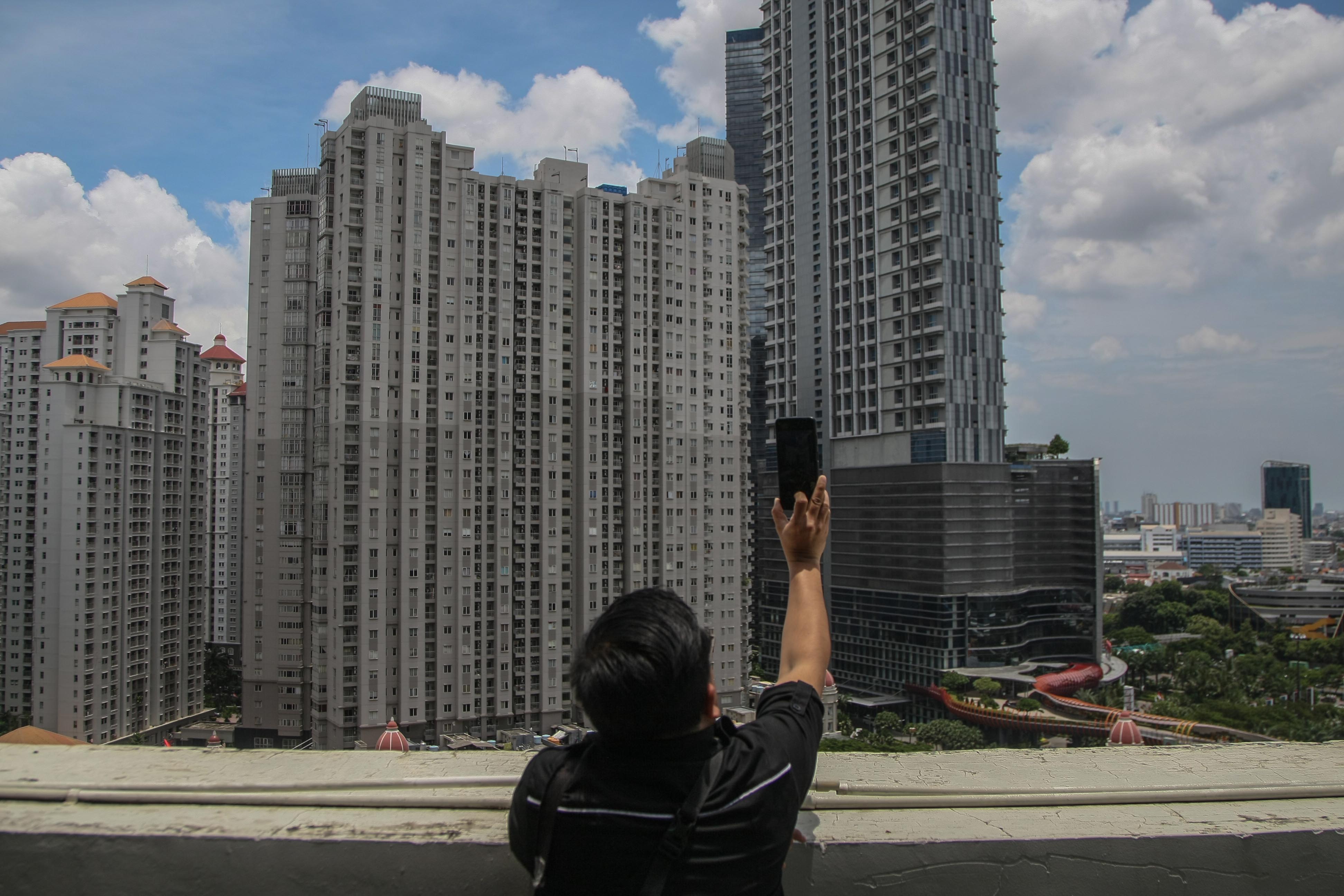 Pemandangan hunian vertikal di Jakarta