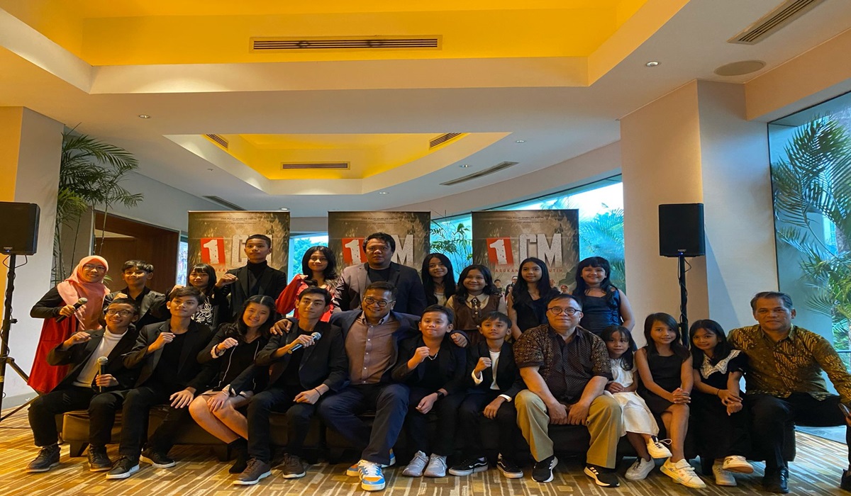 Film 1 Cm akan Tayang di Bioskop Mulai 14 Maret