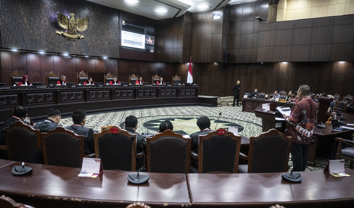 Keputusan MK terkait ambang batas parlemen 4% dinilai sudah tepat dan memberikan kepastian hukum.