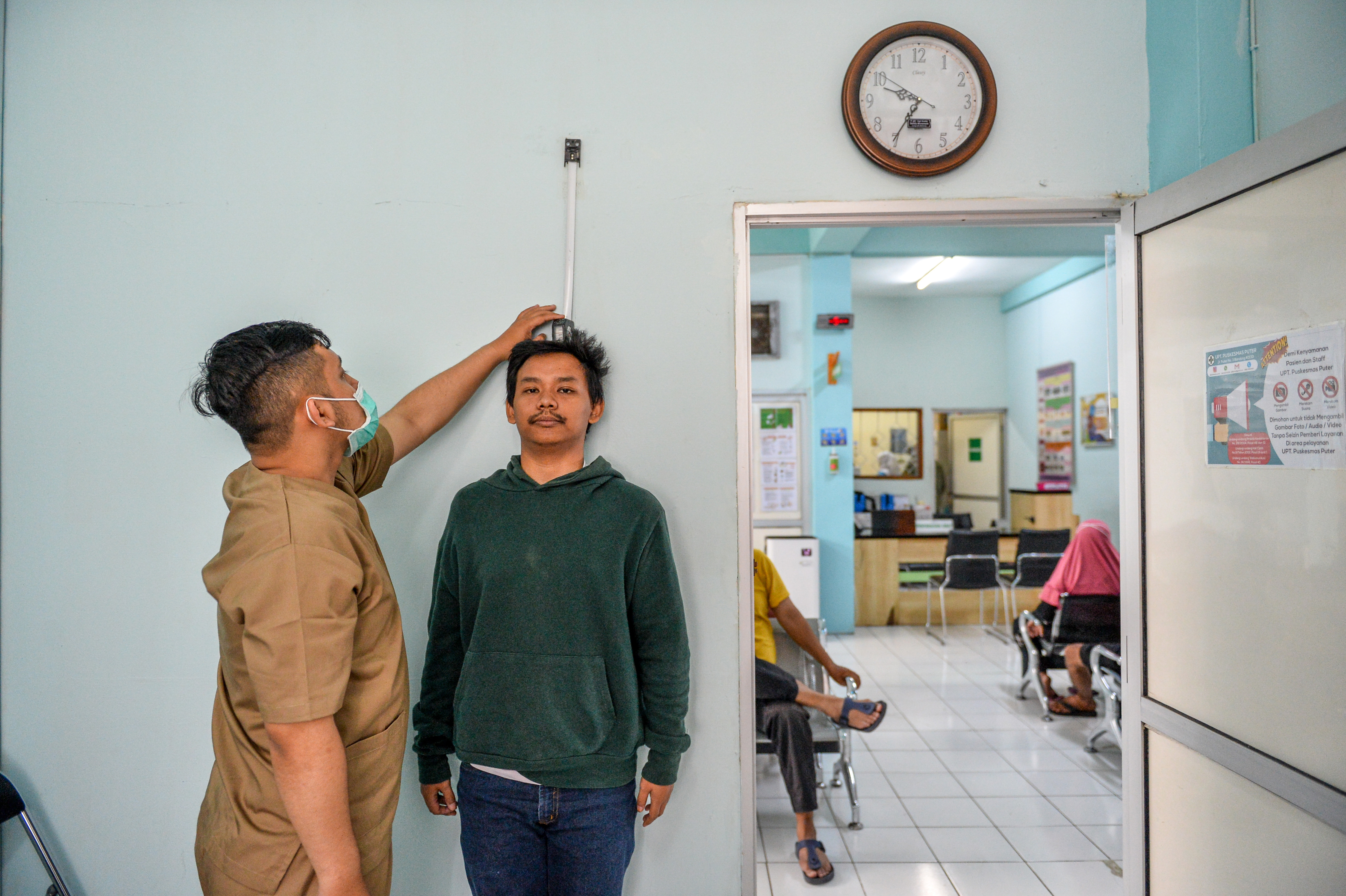 Layanan kesehatan di salah satu puskesmas di Kota Bandung