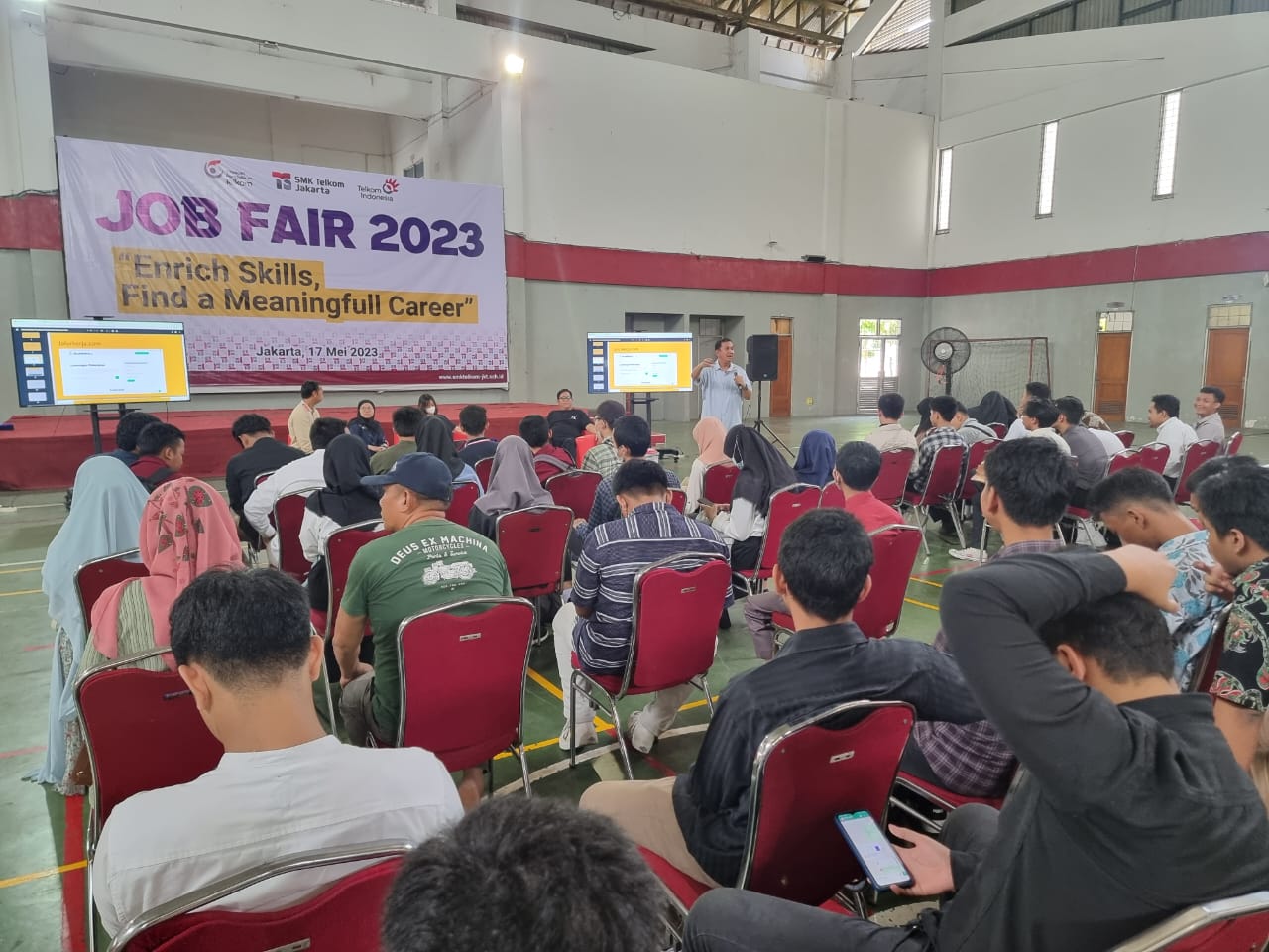Job Fair di SMK Telkom Jakarta
