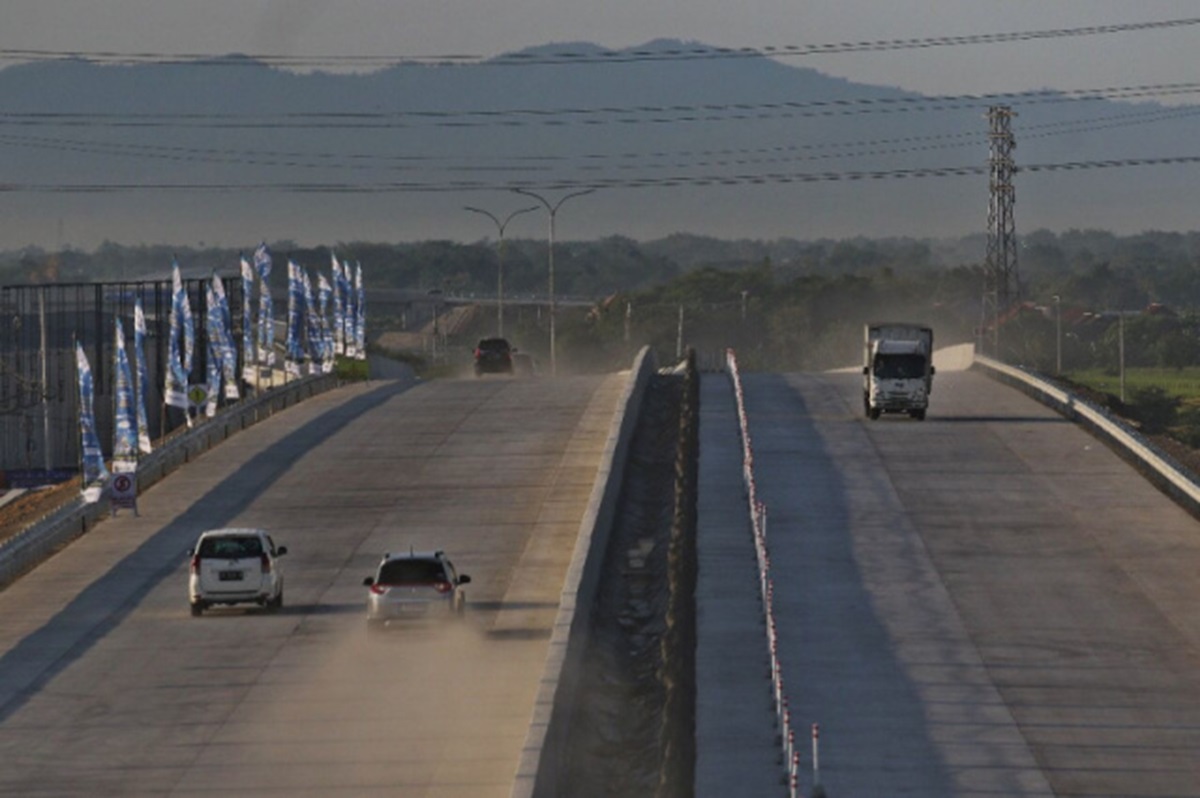 Kesiapan jalan tol untuk angkutan Lebaran 2024.  