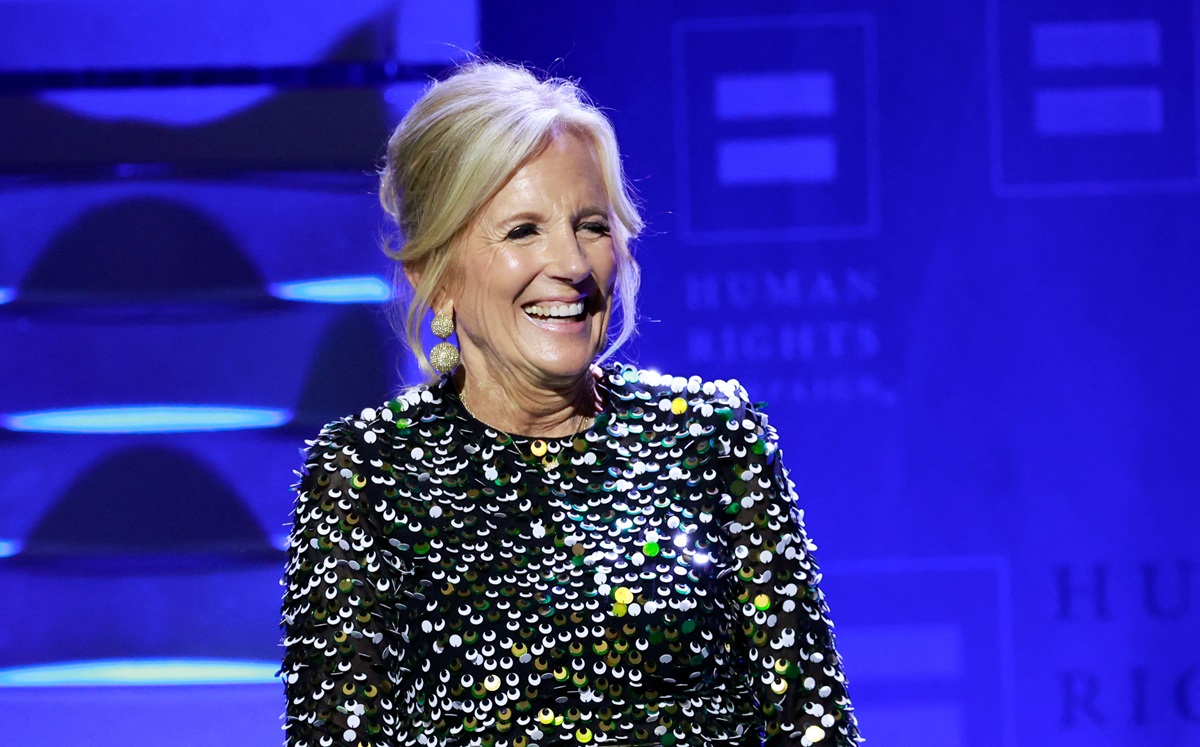 Ibu Negara AS Jill Biden menulis sebuah buku anak-anak yang mengisahkan perjalanan Willow, kucing pertama di Gedung Putih.