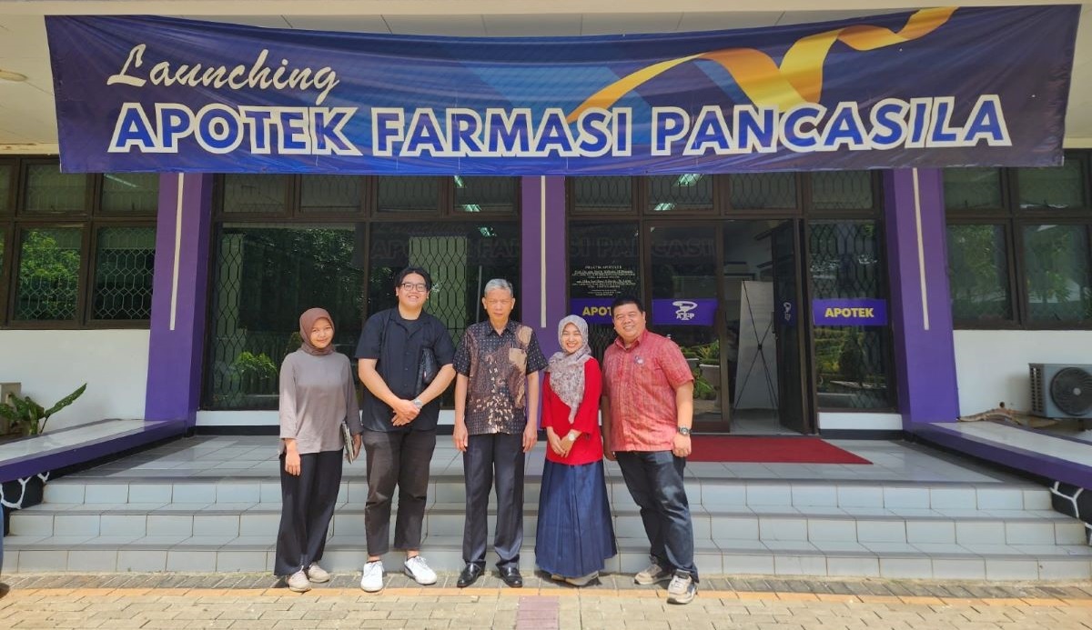 Apotek pendidikan juga akan menjadi inkubator bagi mahasiswa farmasi untuk menjadi pharmapreneur ke depan.