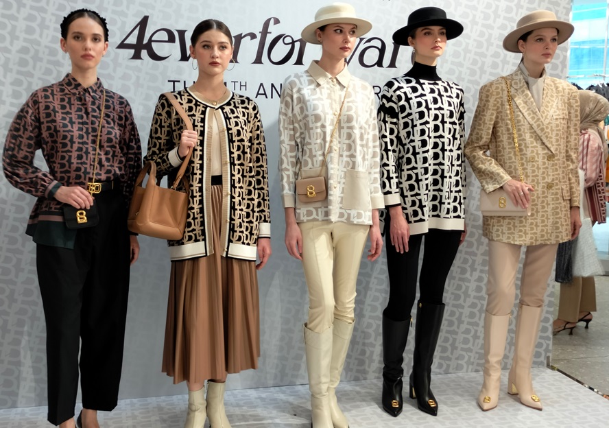 Koleksi anniversary ke-4 Benang Jarum.