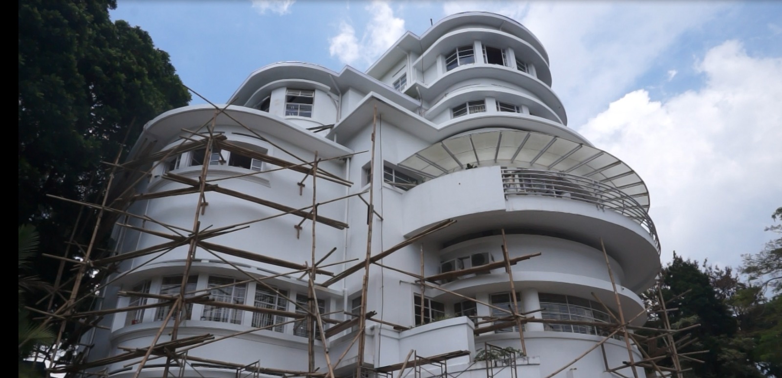 Gedung Isola, salah satu bangunan cagar budaya di Kota Bandung 