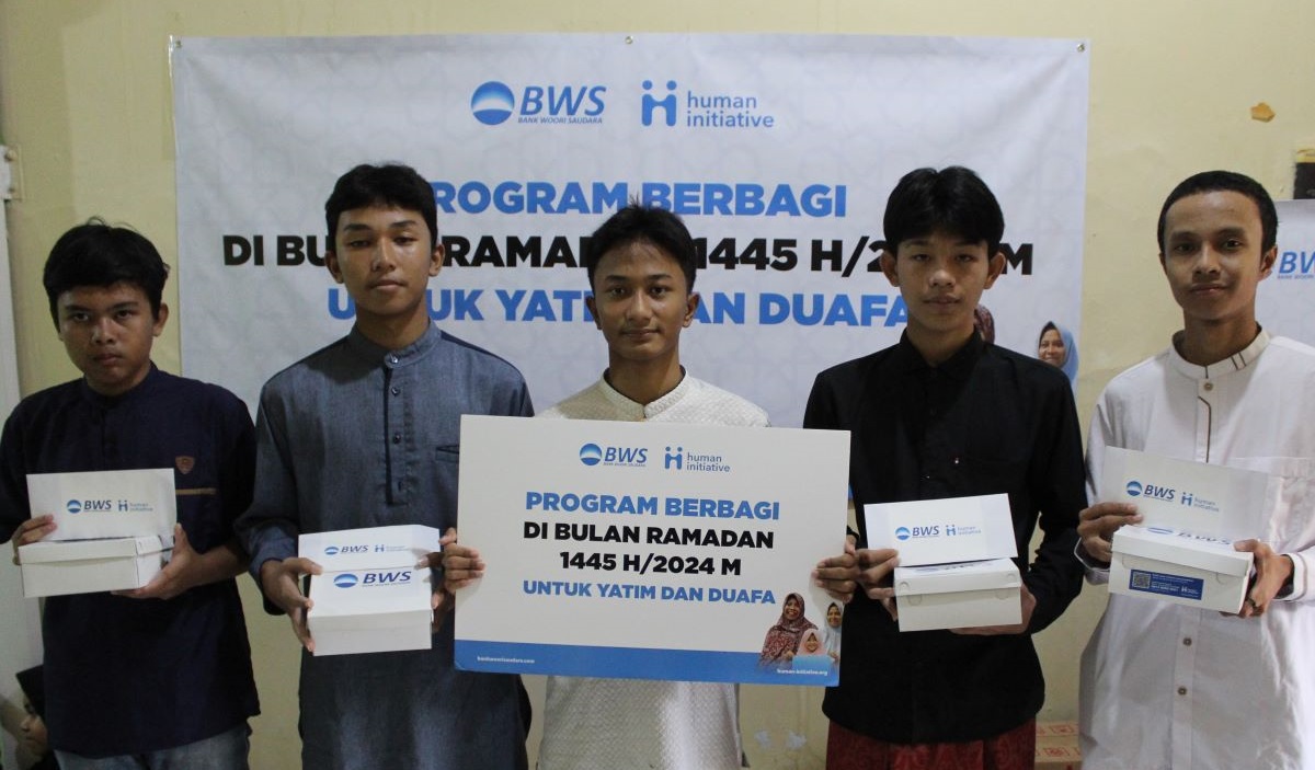 Penyaluran bantuan CSR di di Yayasan Kafilul Yatim (Cahaya Babeku), Bekasi.