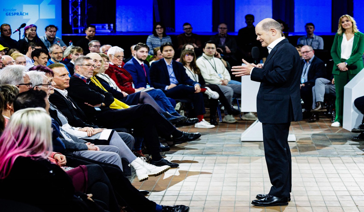 Kanselir Jerman Olaf Scholz dituduh membocorkan data intelijen ke publik mengenai keberadaan pasukan Inggris dan Prancis di Ukraina.