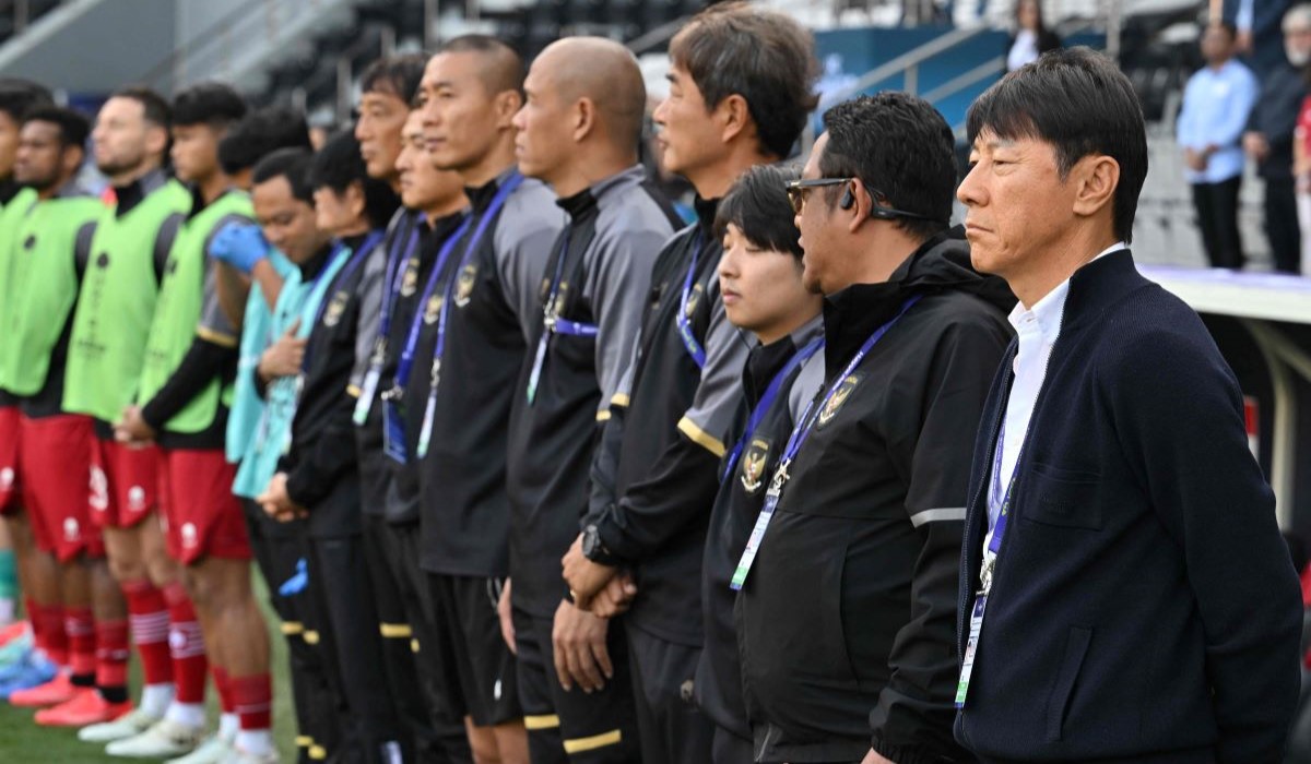 Shin Tae-yong bersama skuad Garuda 