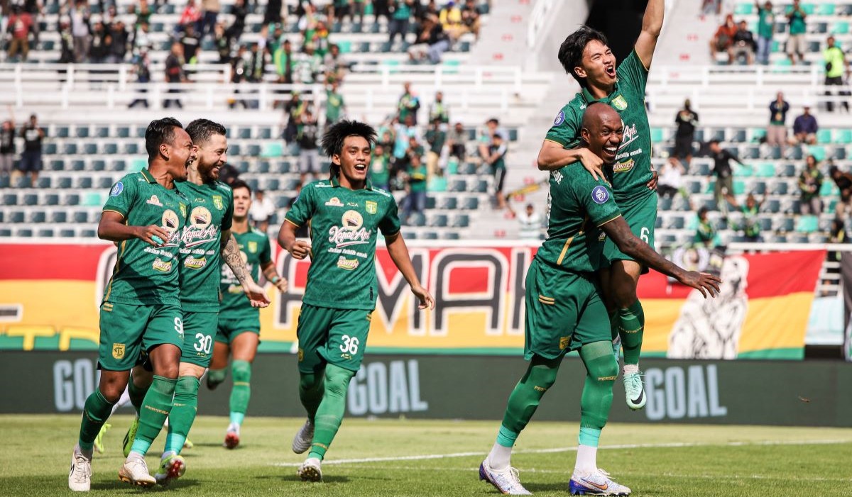 Pemain Persebaya M Iqbal Cetak Gol Tercepat Liga 1 di Detik ke-13