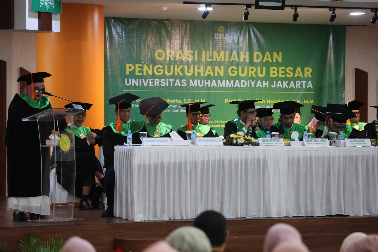 Pengukuhan Guru Besar FEB UMJ