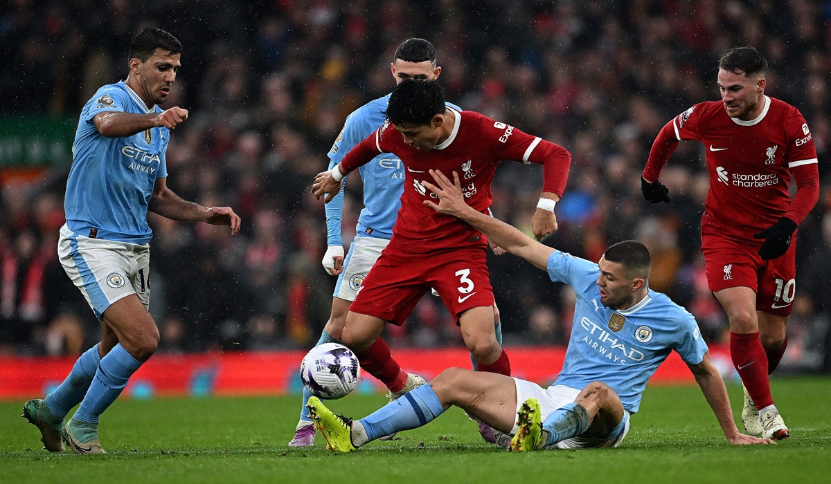 Klasemen Liga Primer Inggris, Liverpool dan City Imbang, Arsenal Puncaki Klasemen
