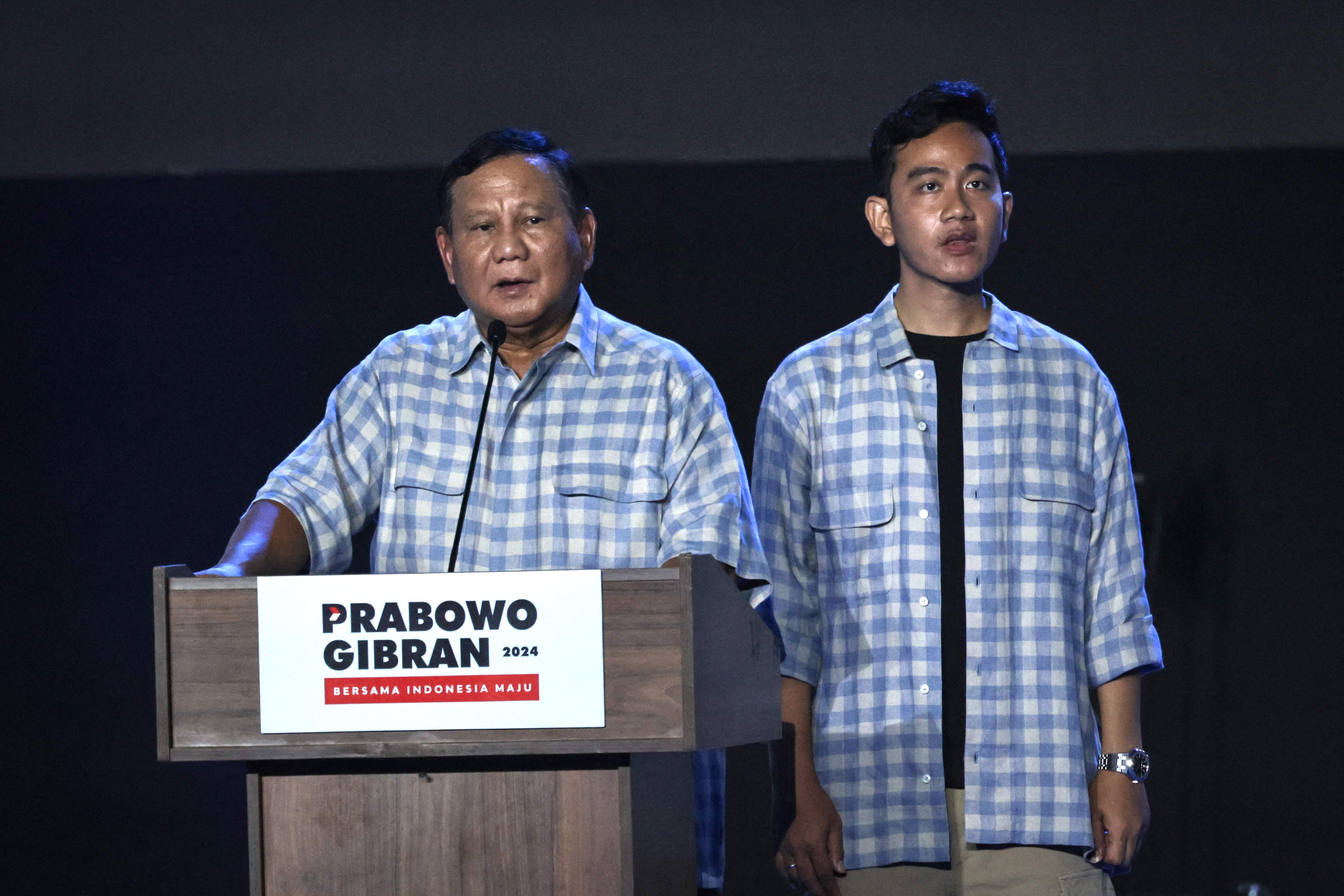 Pasangan calon presiden dan wakil presiden nomor urut 2 Prabowo Subianto - Gibran Rakabuming Raka