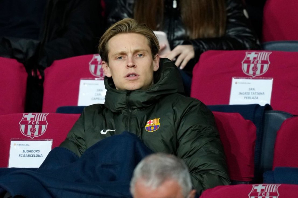 Gelandang FC Barcelona, Frenkir de Jong dikabarkan sudah siap untuk dimainkan saat menghadapi PSG dalam perempat final Liga Champions