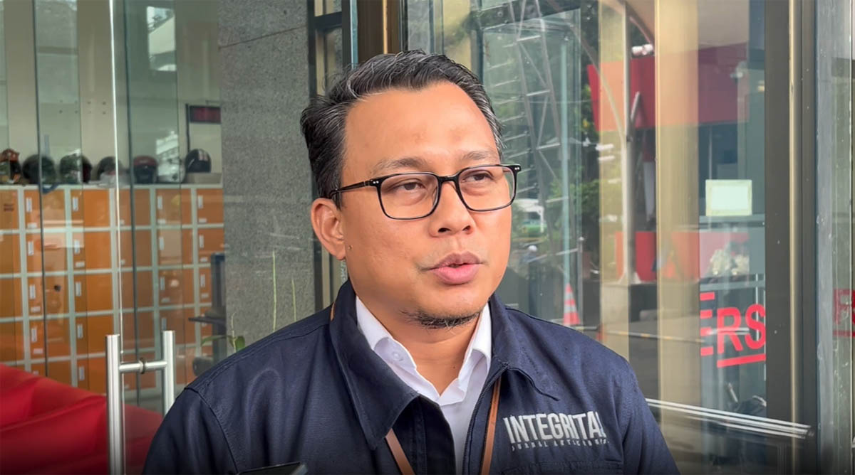 Juru bicara bidang penindakan KPK Ali Fikri mengatakan pihaknya harus melaksanakan prosedur administrasi hukum sebelum melakukan penahanan.