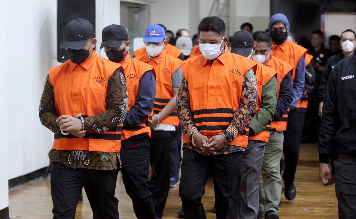 KPK akan menyiapkan pelaksana tugas (Plt) kepala rumah tahanan (karutan) setelah Achmad Fauzi ditahan karena menjadi tersangka kasus pungli