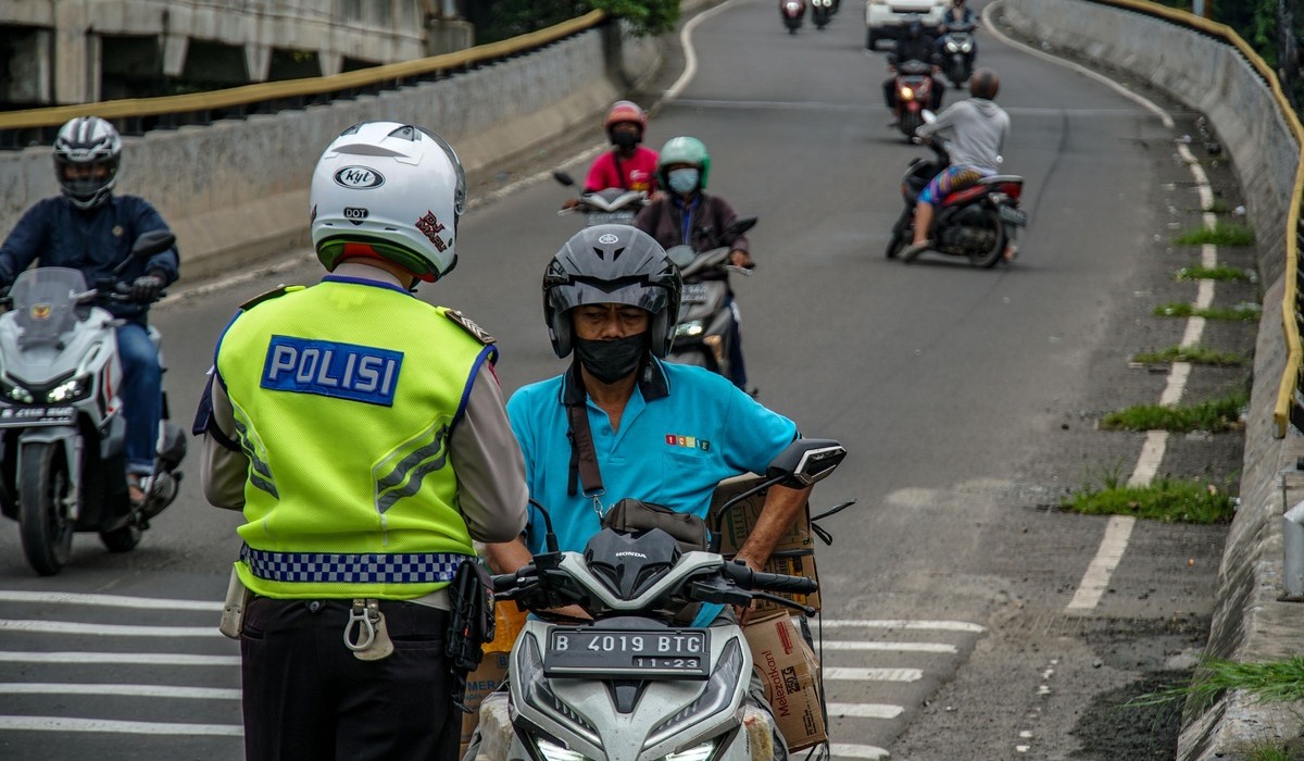 Ilustrasi penindakan pelanggar lalu lintas.