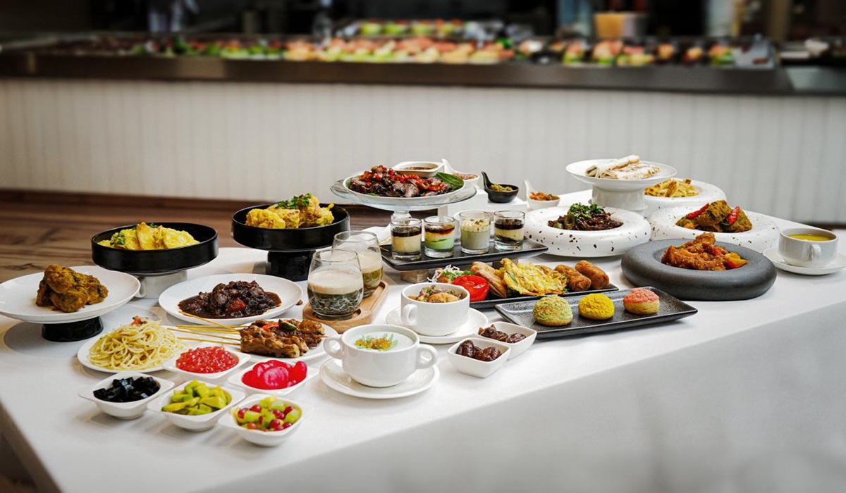 Hidangan berbuka puasa di Wyl's Kitchen Puri