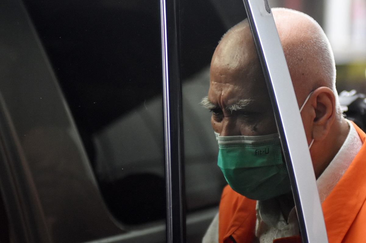 KPK menyetorkan pembayaran uang pengganti dari mantan Wali Kota Banjar Herman Sutrisno sebesar Rp958 juta ke kas negara.