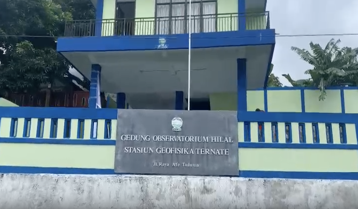 Persiapan hilal di Ternate