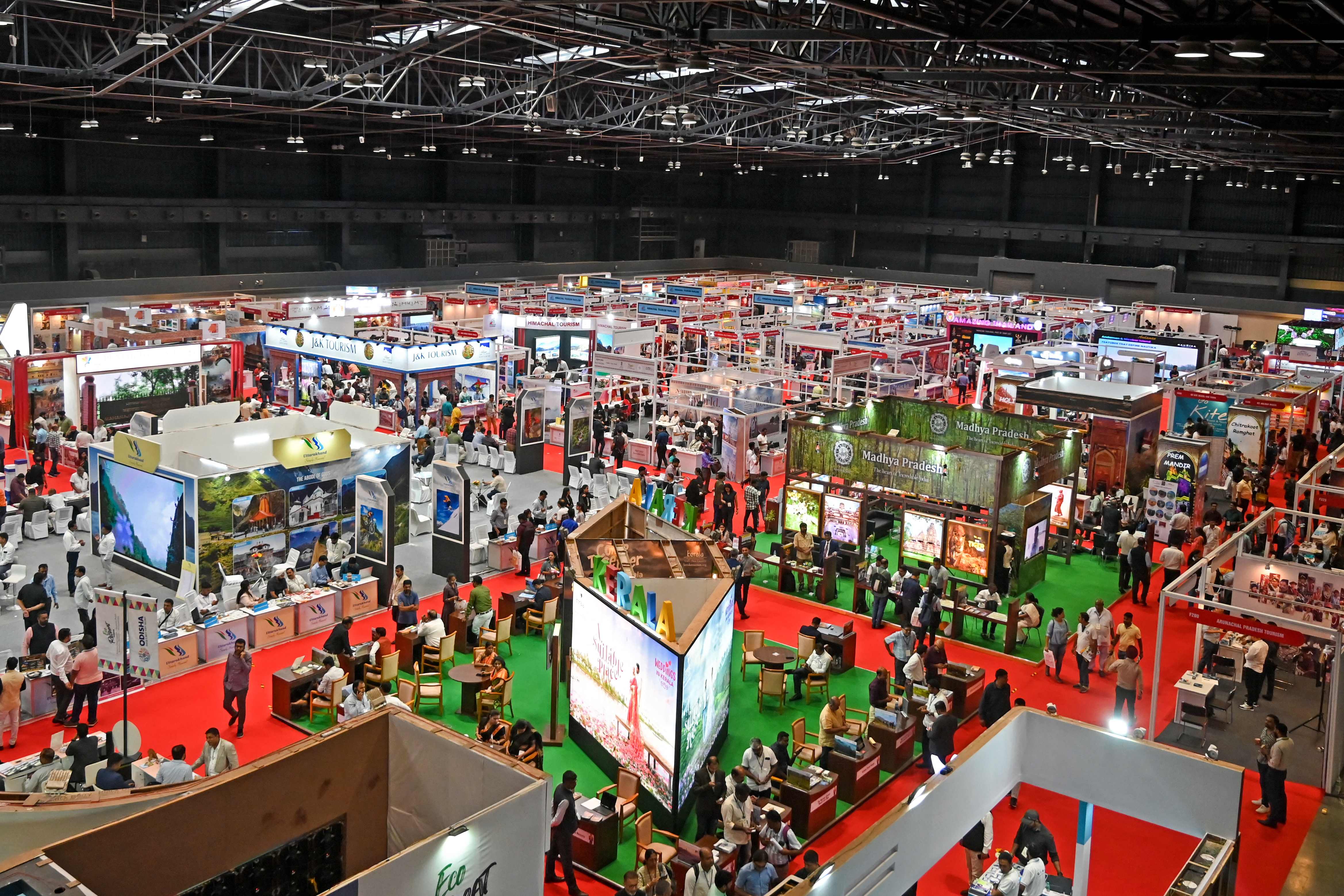 Jelang liburan Travel fair banyak tebar promo tiket pesawat