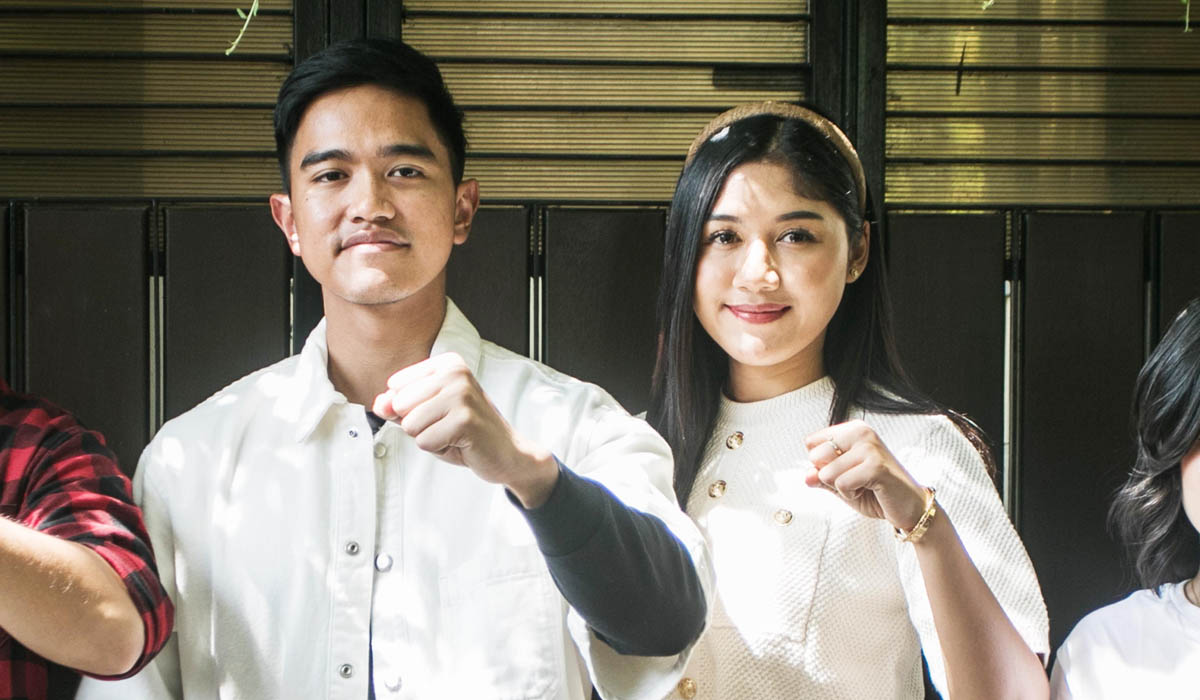 Politik dinasti Presiden Joko Widodo dinilai belum berhenti di Gibran, Kaesang dan Eruna diyakini akan dibuat menjadi kepala daerah.