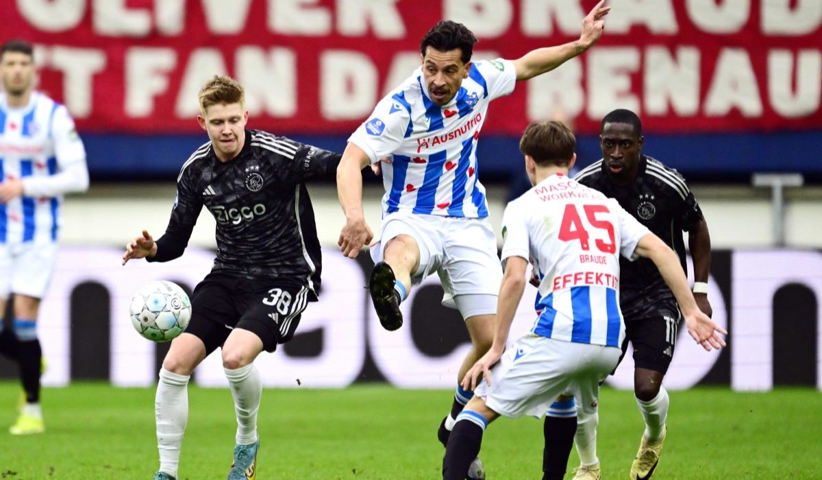 Thom Haye saat membela Heerenveen