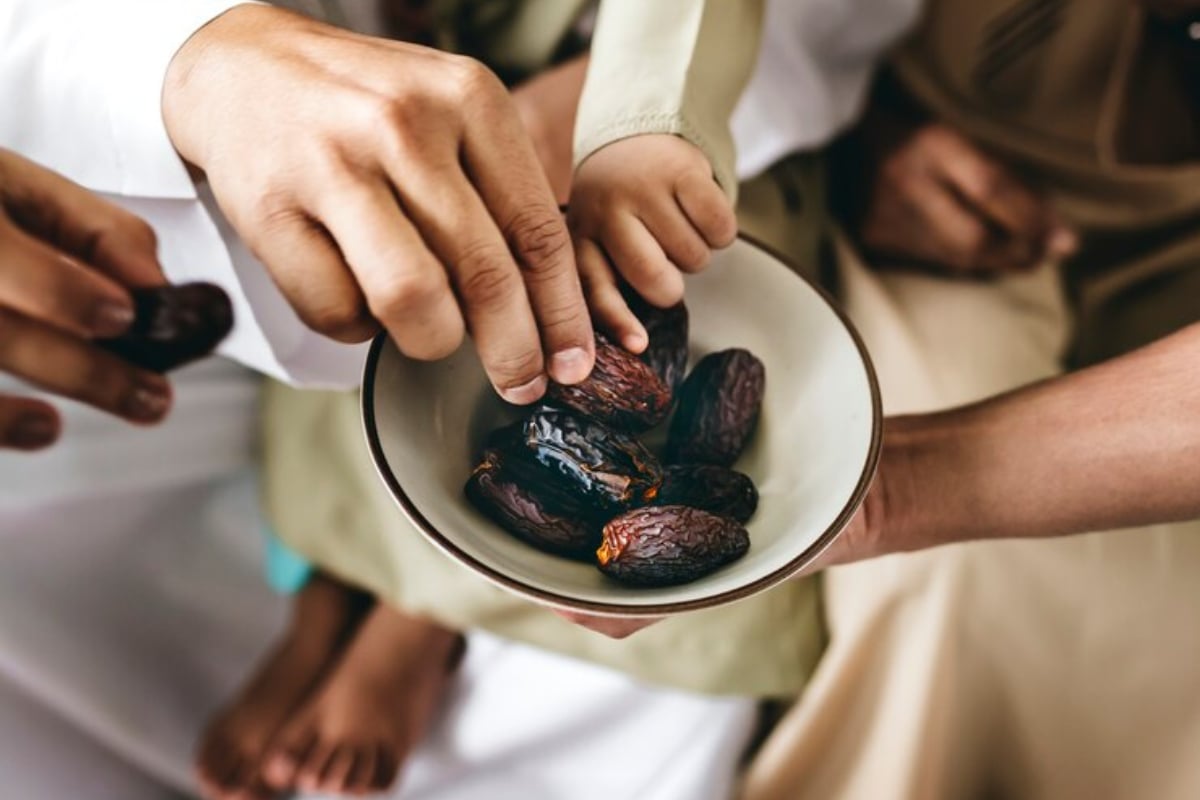 Ilustrasi, berikut manfaat mengkonsumsi kurma untuk kesehatan tubuh, dengan memakannya kurma memiliki banyak khasiat