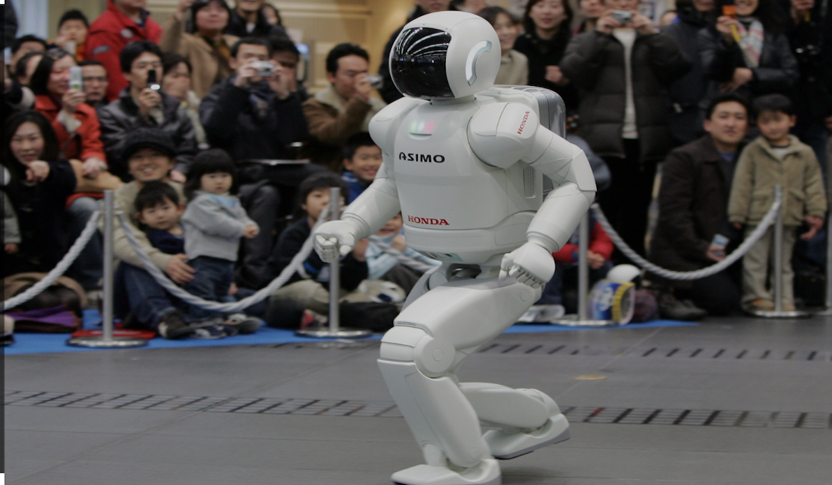 Asimo robot tercanggih di dunia