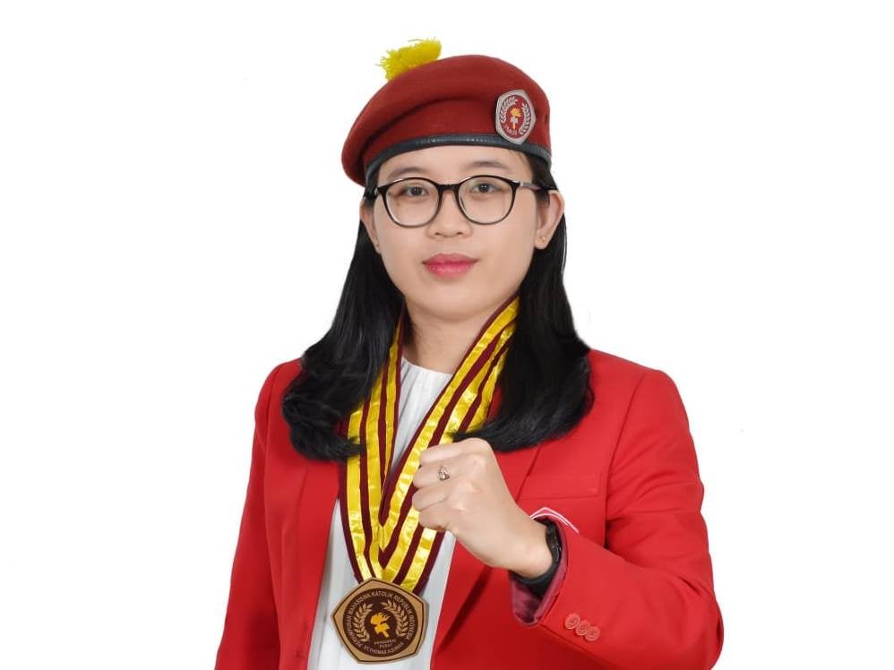 Ketua Presidium Pusat Perhimpunan Mahasiswa Katolik Republik Indonesia (PMKRI), Tri Natalia Urada